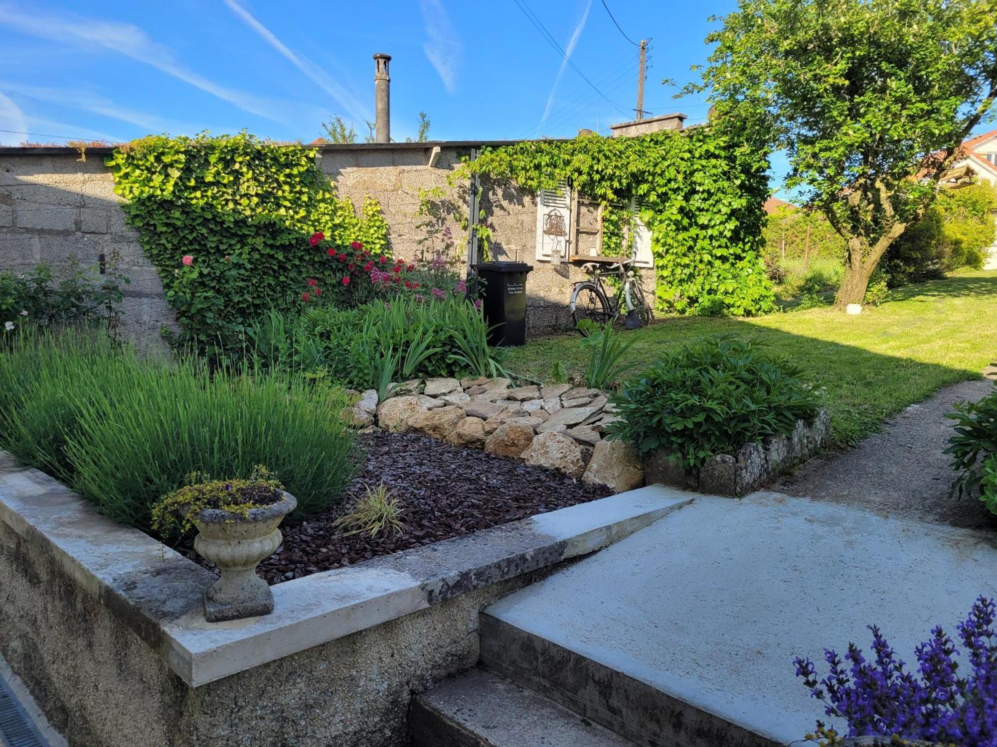 Maison Lombardi - Gite 6 Personnes 4 Etoiles Dun-sur-Meuse Eksteriør billede